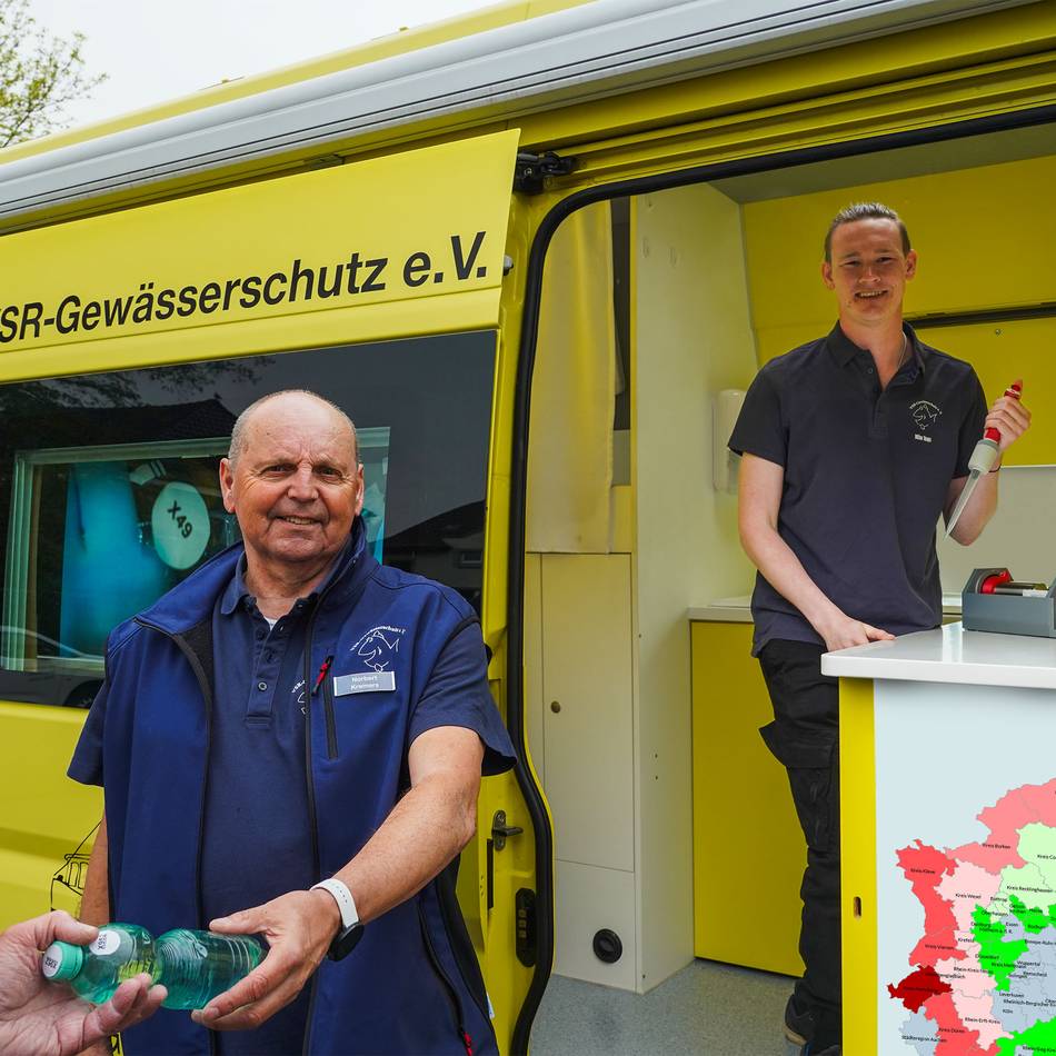 Labor-Mobil in Moers : Brunnenwassercheck: Ist Ihr Gartenbrunnen wirklich sauber?