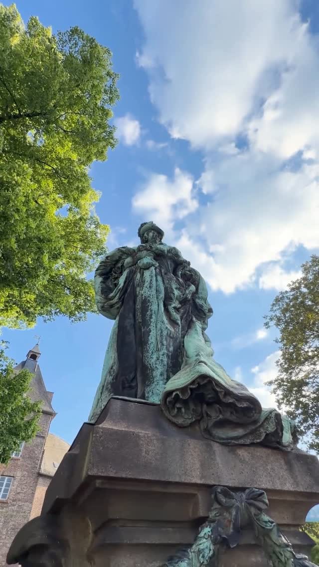 Lesefaul? Den Zauberschlüssel aus dem Programmheft ganz einfach hören! Dein Schlüssel zu allen Klangreisen dieses Festiv...
